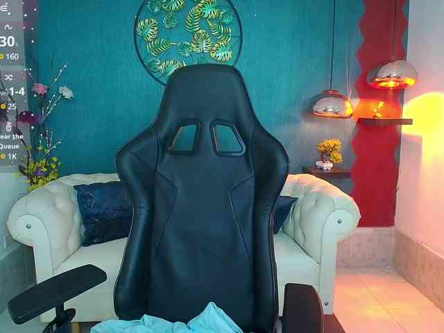 Miaynocolucci webcam