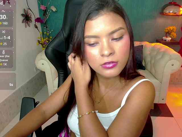 Miaynocolucci webcam