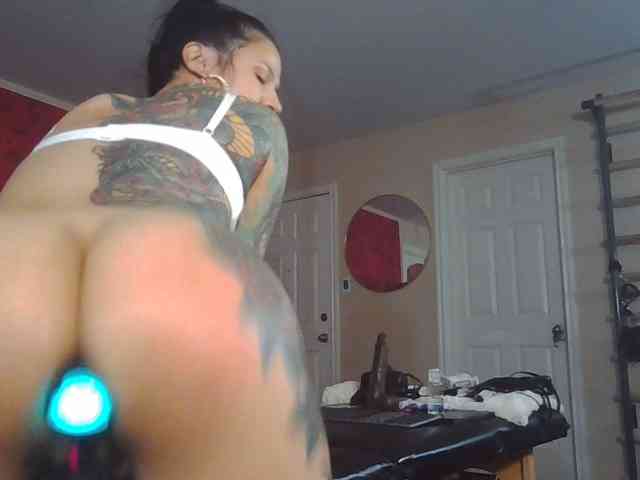 Amayamillarodriguez webcam