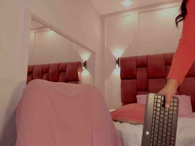 sexy-miaa1 webcam