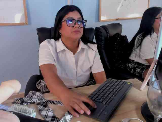 sexy-miaa1 webcam