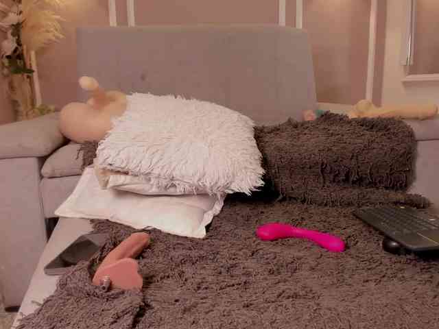 sexy-miaa1 webcam
