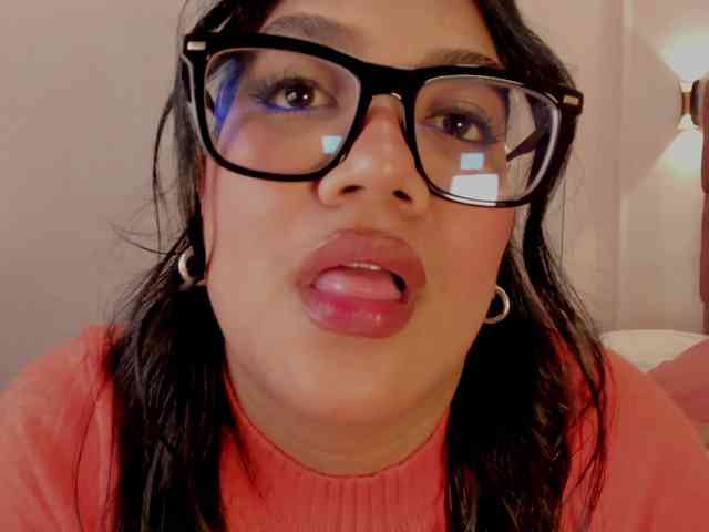 sexy-miaa1 webcam