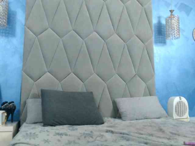 AretiAlisia webcam