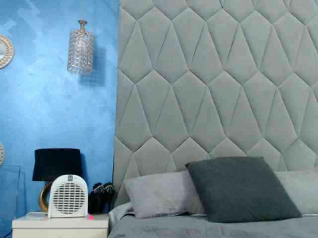 AretiAlisia webcam