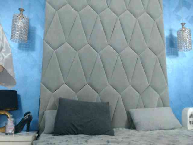 AretiAlisia webcam