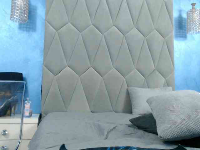 AretiAlisia webcam