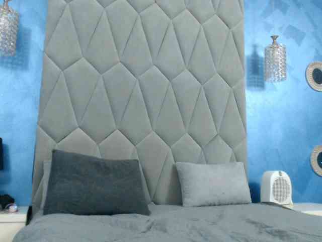 AretiAlisia webcam