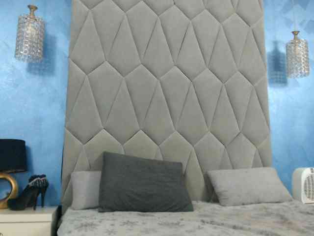 AretiAlisia webcam