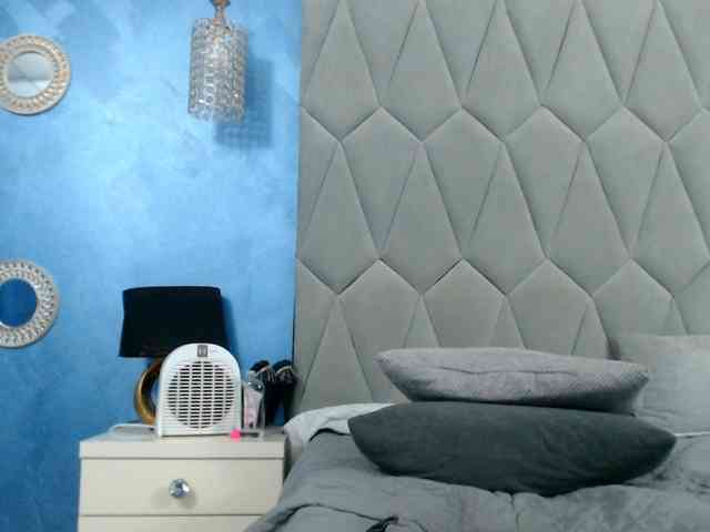 AretiAlisia webcam