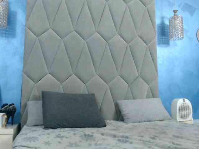 AretiAlisia webcam