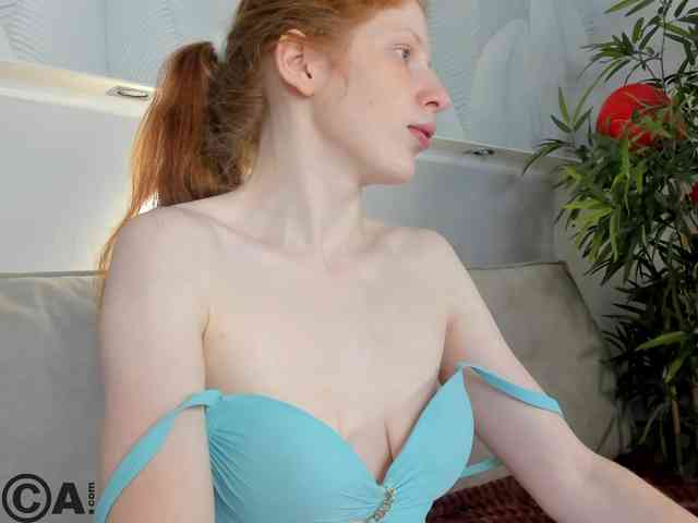 Sandra-Wi1son webcam