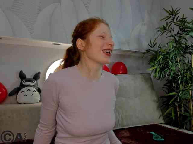 Sandra-Wi1son webcam