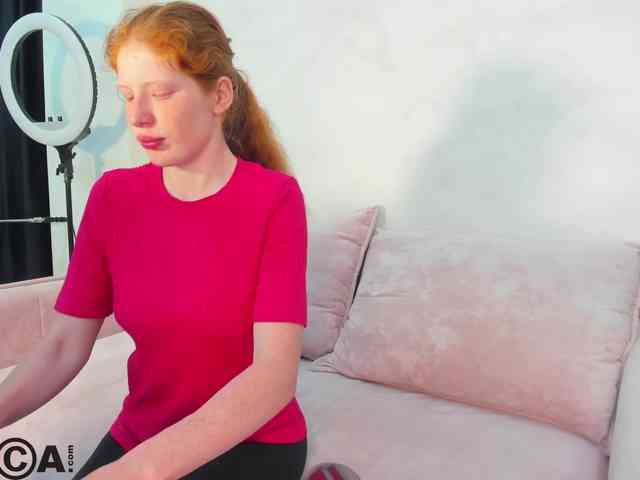 Sandra-Wi1son webcam
