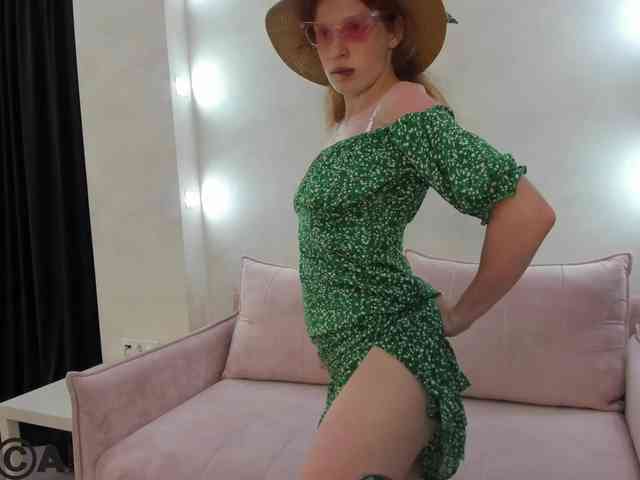 Sandra-Wi1son webcam