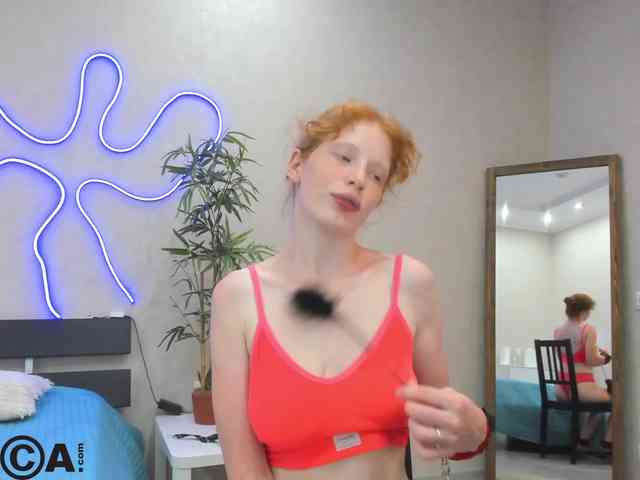 Sandra-Wi1son webcam