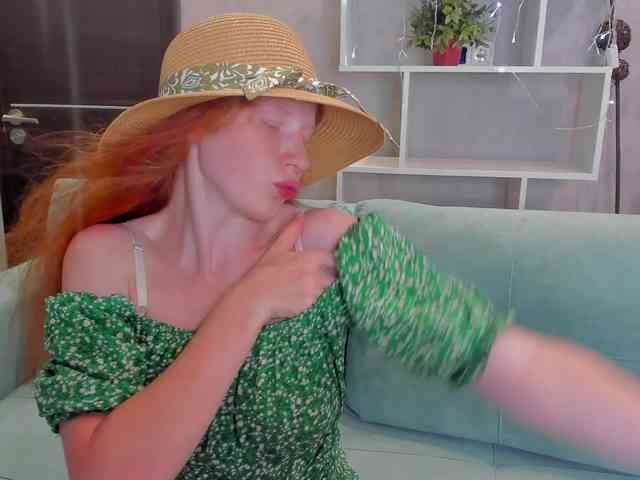 Sandra-Wi1son webcam