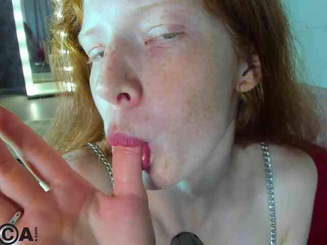 Sandra-Wi1son webcam