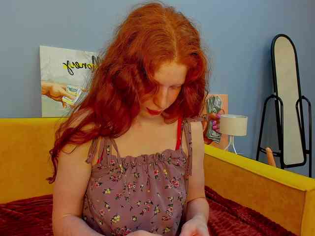 Sandra-Wi1son webcam