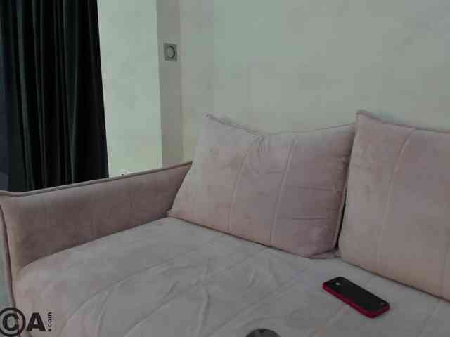 Sandra-Wi1son webcam
