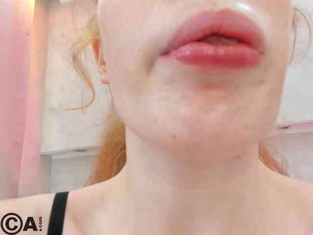 Sandra-Wi1son webcam