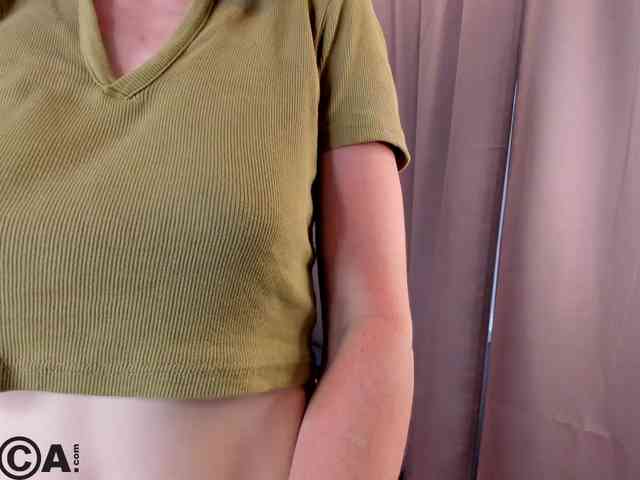 Sandra-Wi1son webcam