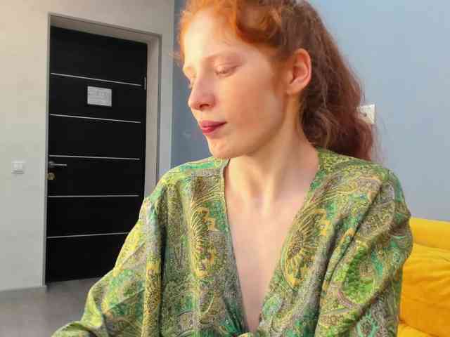 Sandra-Wi1son webcam
