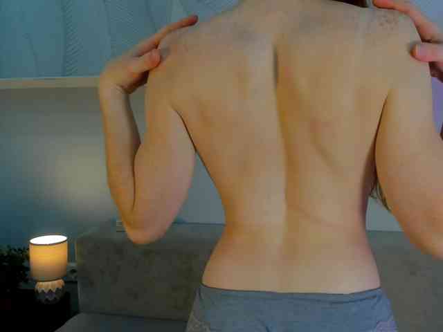 Sandra-Wi1son webcam