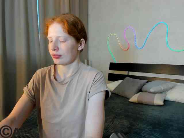 Sandra-Wi1son webcam