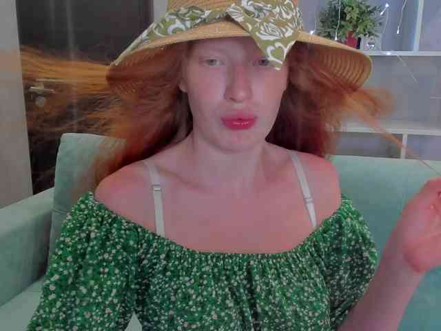 Sandra-Wi1son webcam