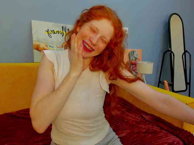 Sandra-Wi1son webcam