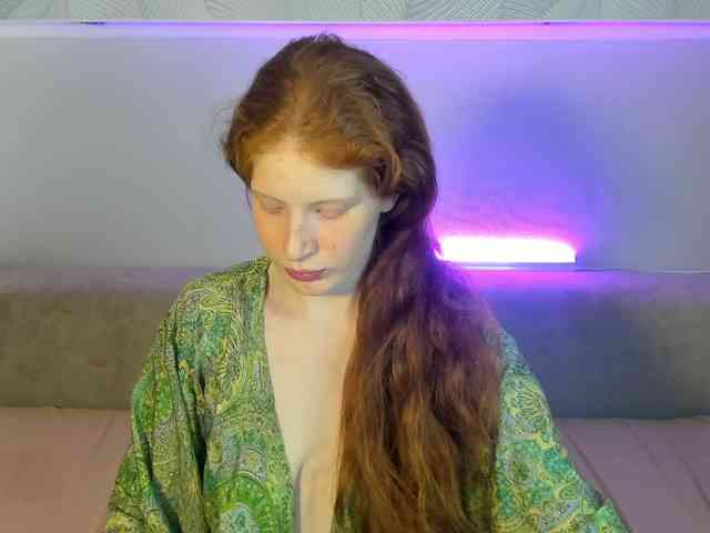 Sandra-Wi1son webcam