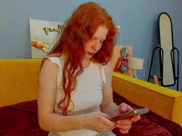 Sandra-Wi1son webcam