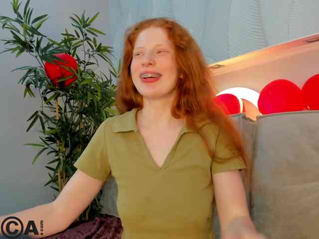 Sandra-Wi1son webcam