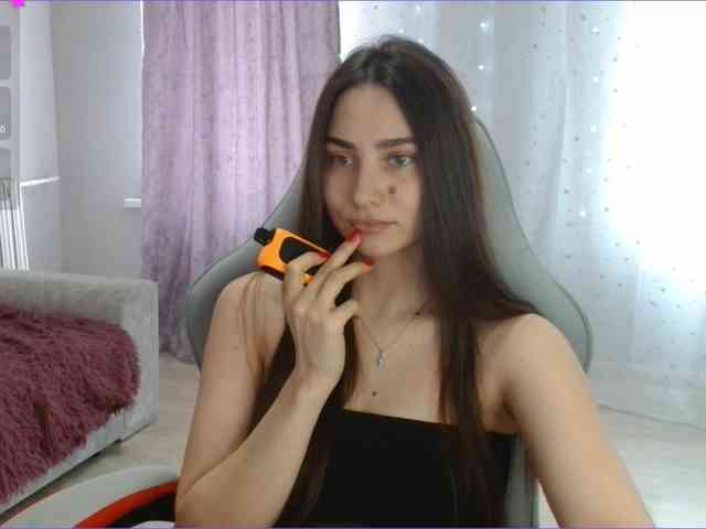 Lina-Evans webcam