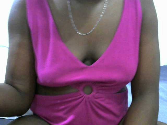 Prettycandy Live Cam on BongaCams