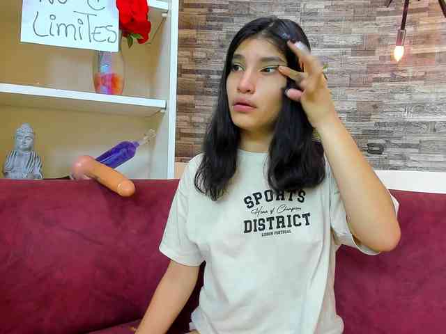 HussyMaid webcam