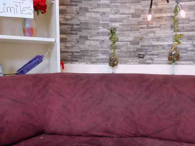 HussyMaid webcam