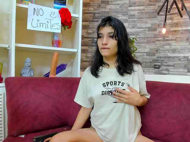 HussyMaid webcam
