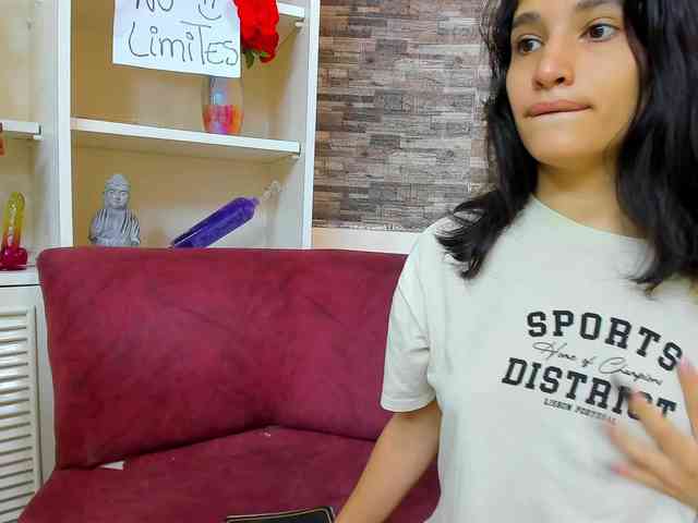 HussyMaid webcam