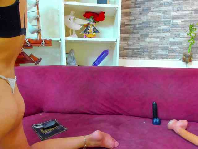 HussyMaid webcam