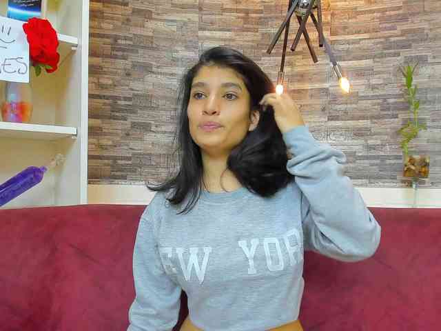 HussyMaid webcam