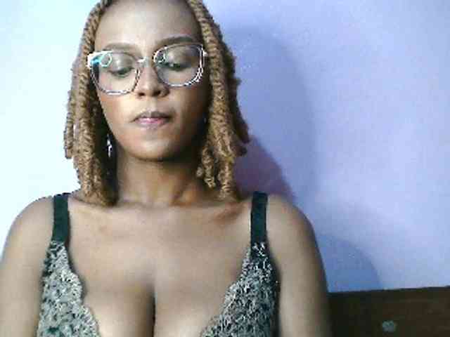 Sandra356 webcam