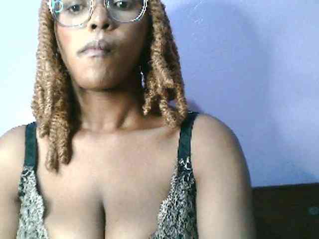 Sandra356 webcam