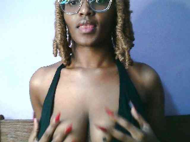 Sandra356 webcam