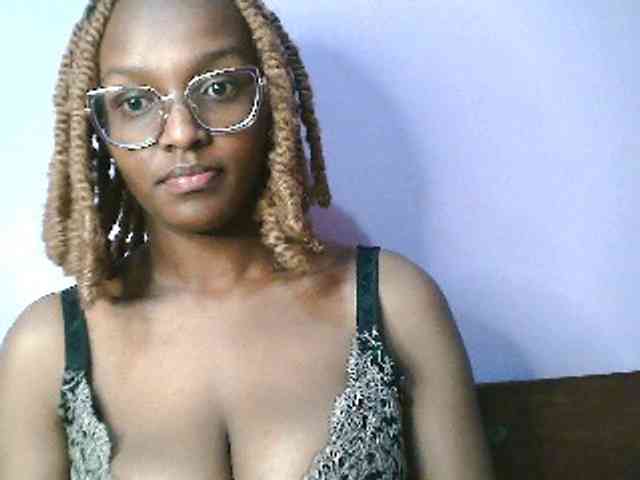 Sandra356 webcam