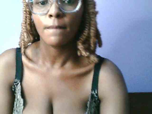 Sandra356 webcam