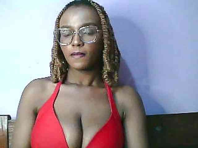 Sandra356 webcam