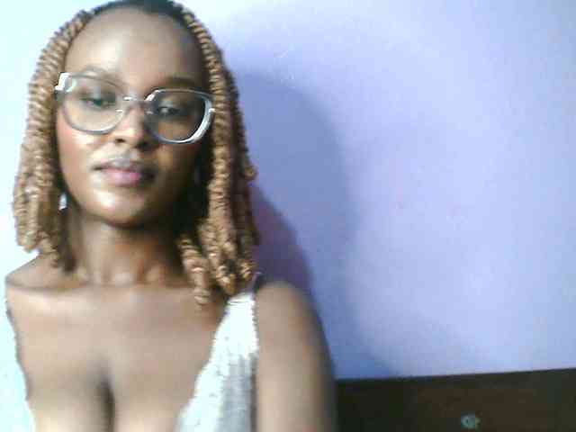 Sandra356 webcam