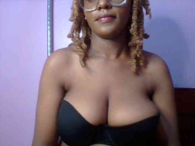 Sandra356 webcam